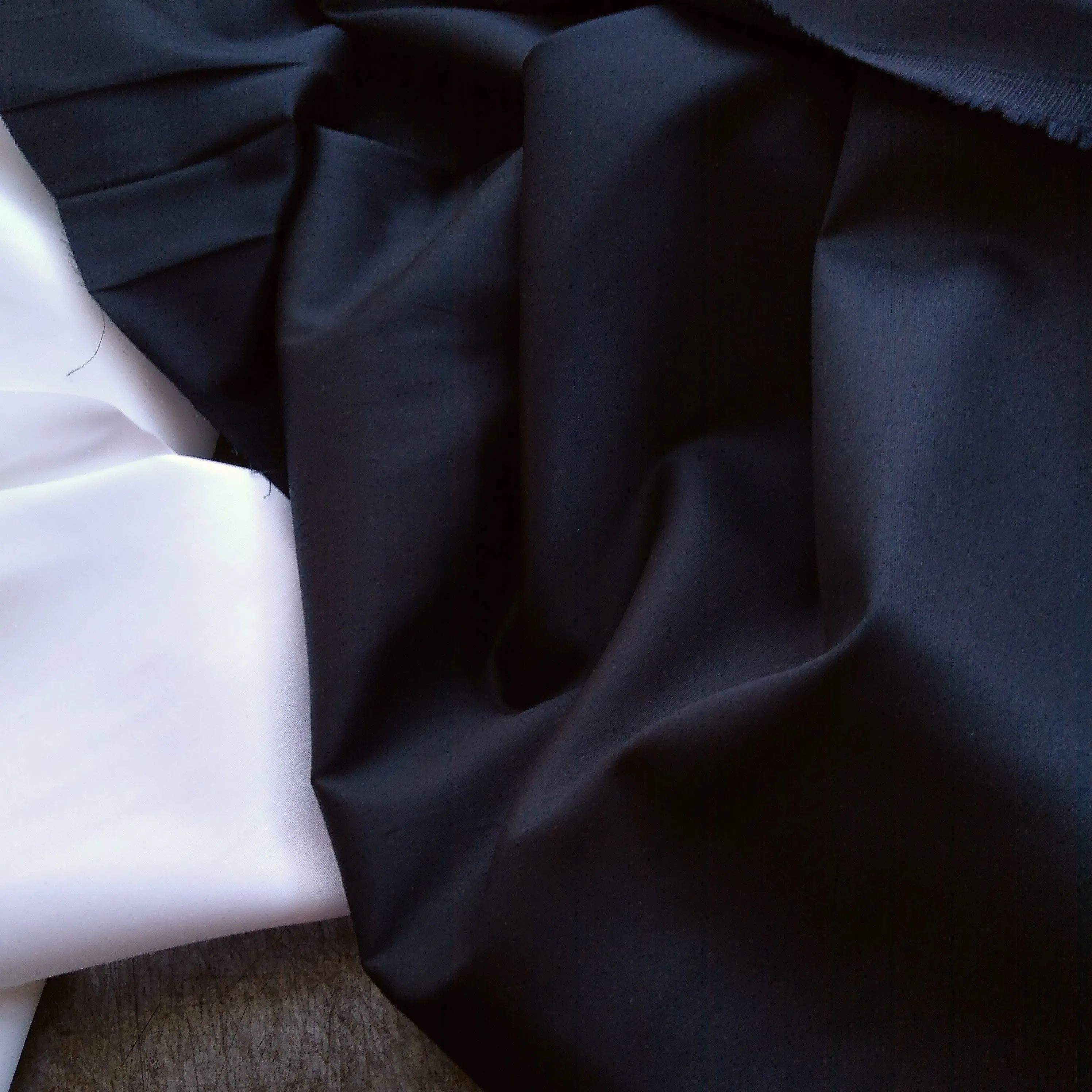 4oz Cotton Sateen / Black