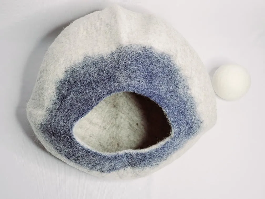 Wool Cat House
